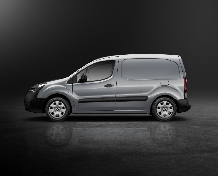  Peugeot Partner Van 2015 года  (фото 4 из 5)